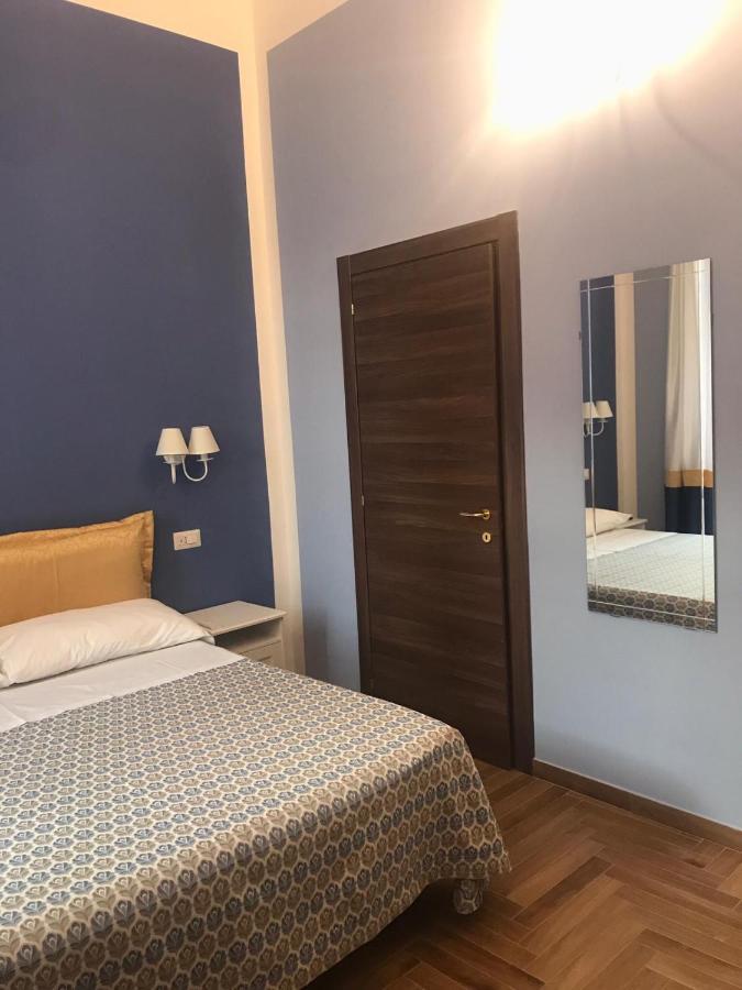 B&B I Due Teatri Napoli Dış mekan fotoğraf