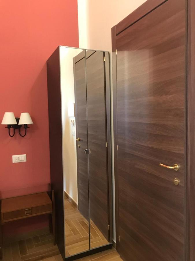B&B I Due Teatri Napoli Dış mekan fotoğraf