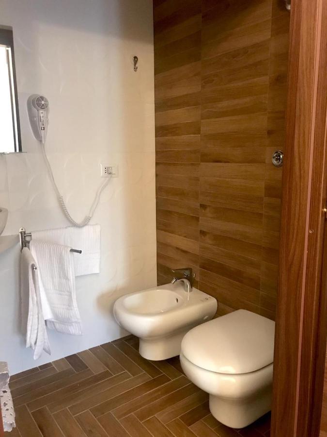 B&B I Due Teatri Napoli Dış mekan fotoğraf