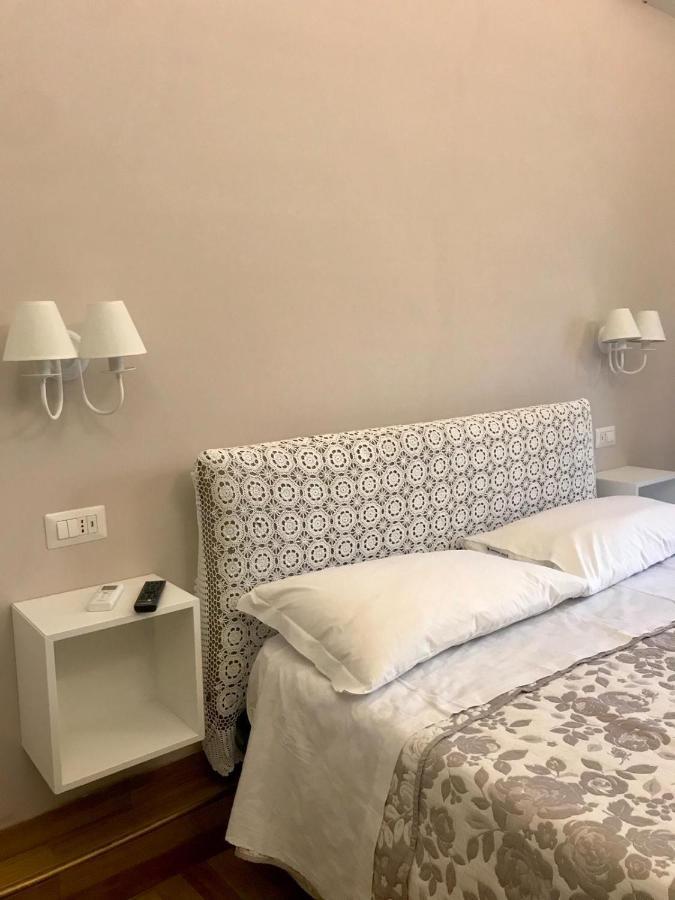 B&B I Due Teatri Napoli Dış mekan fotoğraf